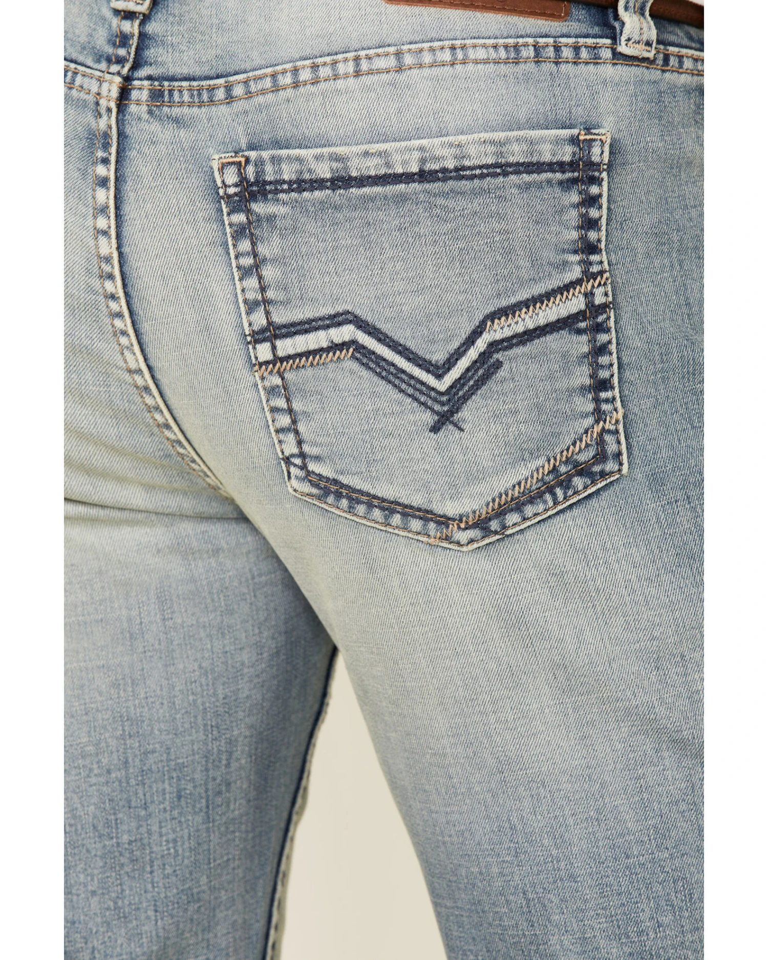 Moonshine Spirit Men's Wild West Light Wash Stretch Stackable Straight Jeans 5 Moonshine Spirit Men's Wild West Light Wash Stretch Stackable Straight Jeans - Image 3